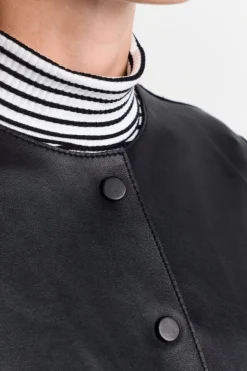 Rich & Royal Kurze Lederjacke Mit Druckknöpfen<Damen Übergangsjacken